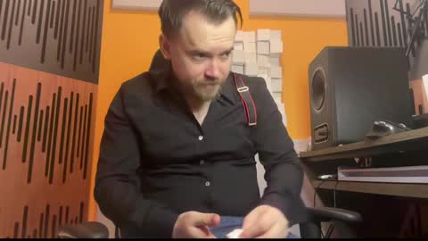 Snapshot of oscarsavage chatting on February 3, 8:13 pm Oscar Steel Savage online show from February 3, 8:13 pm