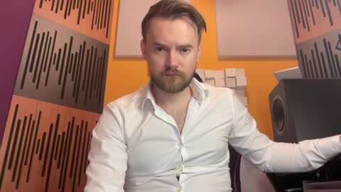 Snapshot of oscarsavage chatting on February 5, 9:15 am Oscar Steel Savage online show from February 5, 9:15 am