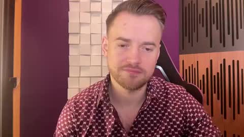 Snapshot of oscarsavage chatting on February 9, 5:01 pm Oscar Steel Savage online show from February 9, 5:01 pm