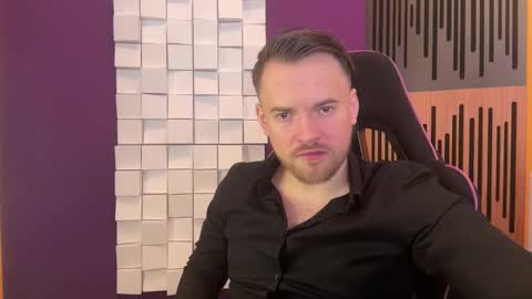 Snapshot of oscarsavage chatting on February 12, 5:48 pm Oscar Steel Savage online show from February 12, 5:48 pm