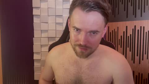 Snapshot of oscarsavage chatting on February 22, 8:20 pm Oscar Steel Savage online show from February 22, 8:20 pm