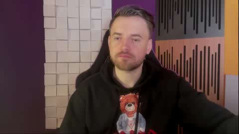 Snapshot of oscarsavage chatting on February 23, 8:00 pm Oscar Steel Savage online show from February 23, 8:00 pm