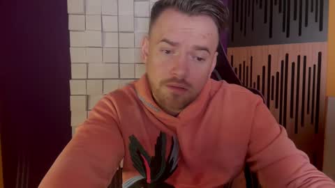 Snapshot of oscarsavage chatting on March 10, 11:06 pm Oscar Steel Savage online show from March 10, 11:06 pm