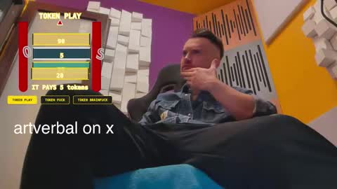 Snapshot of oscarsavage chatting on October 9, 8:07 pm Oscar Steel Savage online show from October 9, 8:07 pm