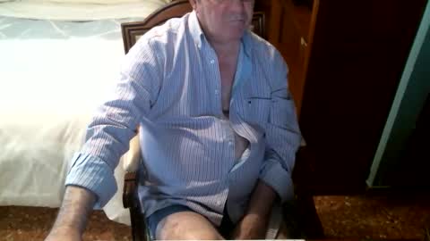 Oscar online show from November 23, 11:21 am