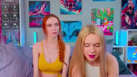 Snapshot of oseaan chatting on October 7, 1:58 am Heidi online show from October 7, 1:58 am