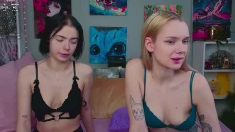 Snapshot of oseaan chatting on December 23, 10:02 am Heidi online show from December 23, 10:02 am