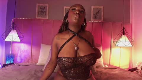 Oshun online show from December 5, 2:55 pm