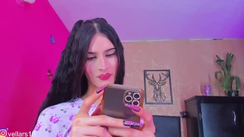 vella online show from October 26, 6:58 pm