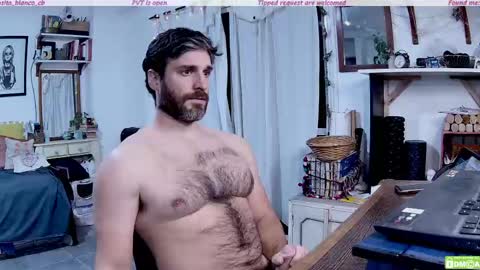 Osito Blanco online show from May 12, 9:34 pm