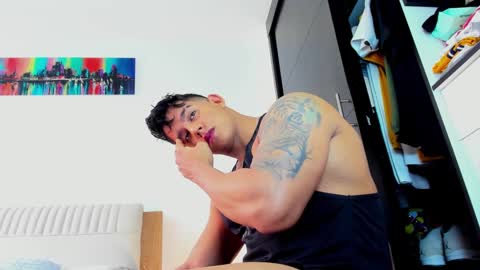 Snapshot of oskar_ford21 chatting on February 26, 3:19 pm Oskar Ford NEW ACCOUNT online show from February 26, 3:19 pm