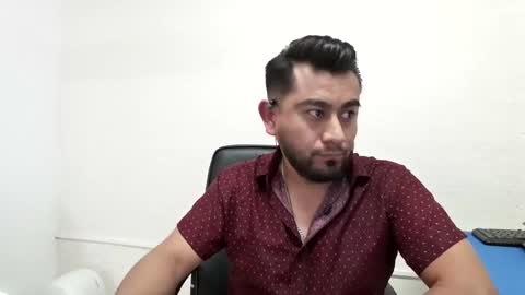 oskregal online show from February 19, 9:11 pm