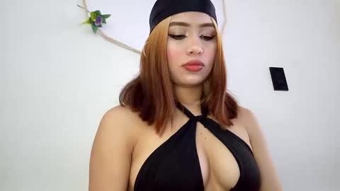 Paulina online show from February 17, 2:04 pm
