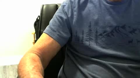 Ossi online show from October 18, 2:58 am