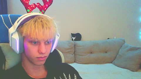Ostin online show from December 13, 1:12 pm