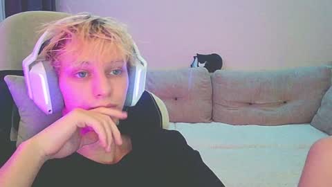 Ostin online show from December 28, 2:21 pm
