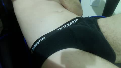 Snapshot of osyryx chatting on January 6, 10:58 pm Lucas online show from January 6, 10:58 pm