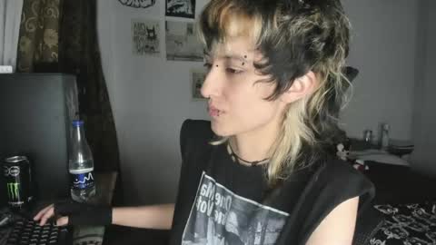 Otto 3 online show from April 25, 7:55 am