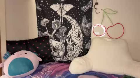 Caleb and Tiffany online show from December 3, 4:53 am