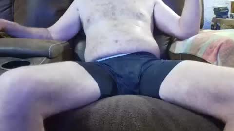 Snapshot of outdoorsmanmark71 chatting on February 10, 11:20 pm outdoorsmanmark71 online show from February 10, 11:20 pm