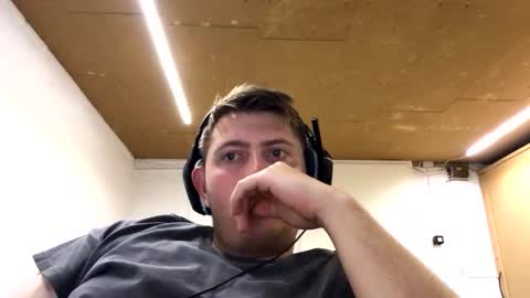 outflayd online show from November 4, 2:27 pm