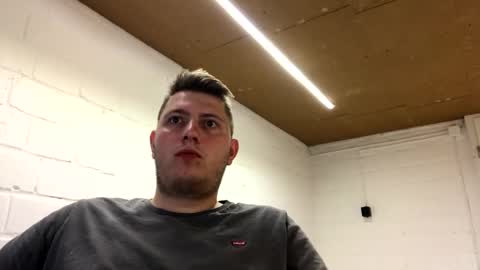 outflayd online show from March 30, 9:16 pm