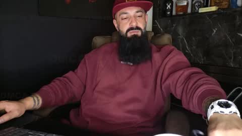 Snapshot of outofyourleague111 chatting on December 22, 5:15 am Lex online show from December 22, 5:15 am