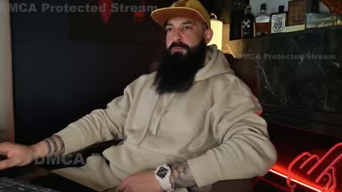 Snapshot of outofyourleague111 chatting on March 21, 6:18 am Lex online show from March 21, 6:18 am