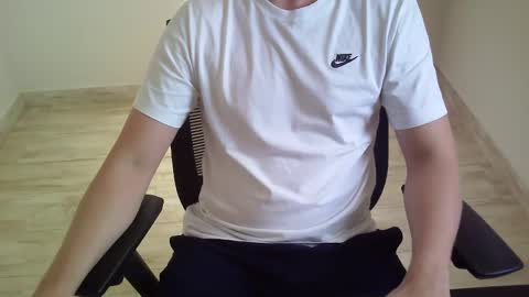 outroemail1807 online show from April 8, 7:36 pm