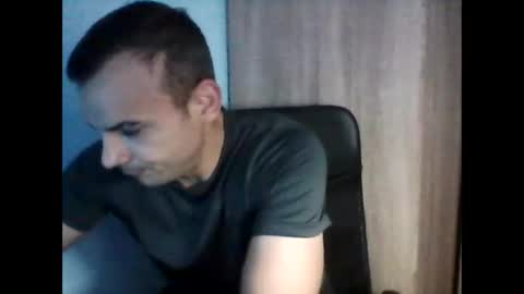 Snapshot of ovidiux91 chatting on September 29, 9:36 am ovidiux91 online show from September 29, 9:36 am