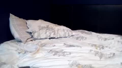 Owen kayz online show from October 9, 4:49 pm