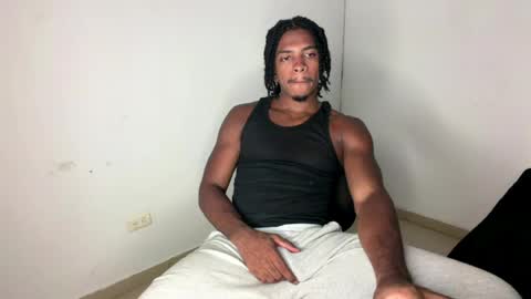 Snapshot of owen_222 chatting on April 15, 4:08 am Owen online show from April 15, 4:08 am