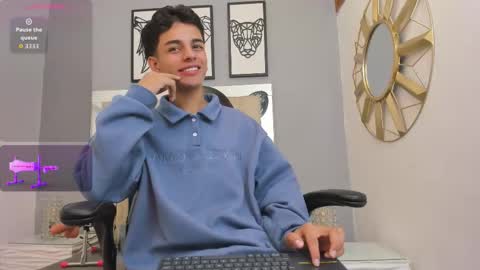 Snapshot of owen__johnson chatting on September 27, 11:59 am Owen Johnson online show from September 27, 11:59 am