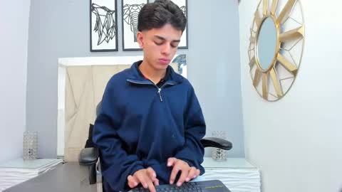 Snapshot of owen__johnson chatting on October 6, 12:02 pm Owen Johnson online show from October 6, 12:02 pm