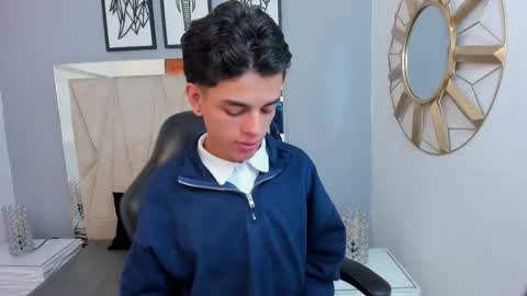 Snapshot of owen__johnson chatting on October 11, 11:42 am Owen Johnson online show from October 11, 11:42 am