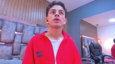 Snapshot of owen__johnson chatting on March 11, 11:38 am Owen Johnson online show from March 11, 11:38 am