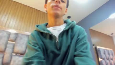 Snapshot of owen__johnson chatting on March 20, 11:26 am Owen Johnson online show from March 20, 11:26 am