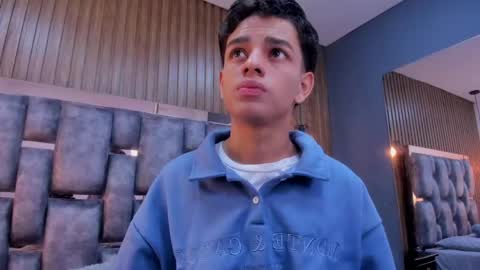 Snapshot of owen__johnson chatting on March 21, 11:15 am Owen Johnson online show from March 21, 11:15 am