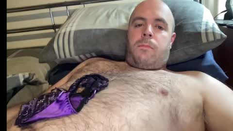 Owen2022 online show from December 7, 7:16 am