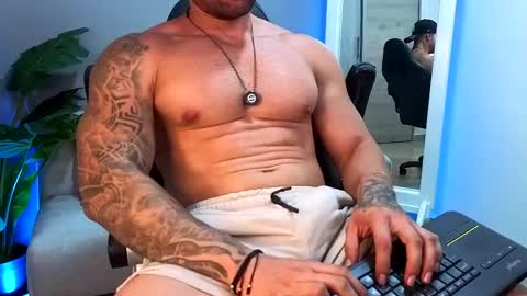 Maximus Owen online show from May 21, 6:37 pm