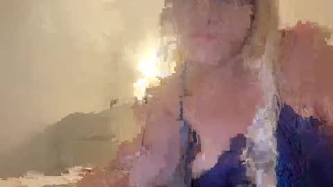 Snapshot of oxajxo chatting on March 10, 6:57 pm oxajxo online show from March 10, 6:57 pm