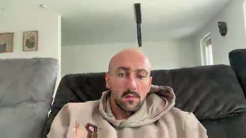 oxlade59 online show from November 4, 12:48 pm