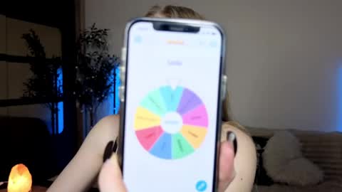 Snapshot of oxy_foxie chatting on May 24, 6:57 pm Oxy Foxie online show from May 24, 6:57 pm