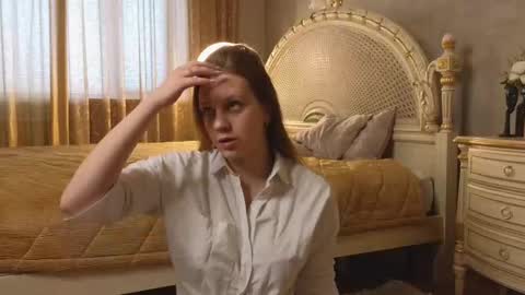 Call me Gabriela online show from February 5, 7:35 am