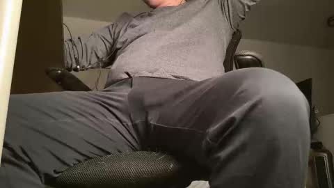 p4geTurner online show from November 3, 2:02 am