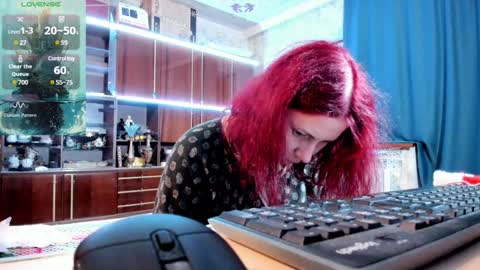 Ella online show from December 23, 4:28 pm