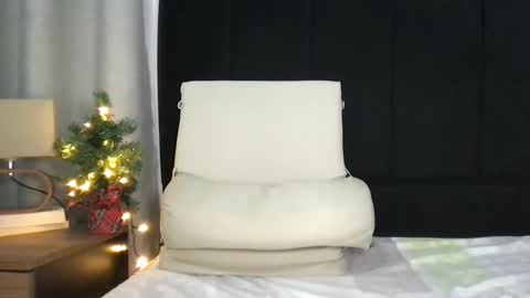Snapshot of pablo_boston chatting on December 6, 11:14 pm Javi online show from December 6, 11:14 pm