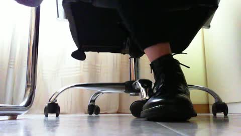 Snapshot of pablomenesssl chatting on January 23, 2:28 pm Pablo Meness online show from January 23, 2:28 pm