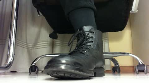 Snapshot of pablomenesssl chatting on January 31, 6:57 pm Pablo Meness online show from January 31, 6:57 pm