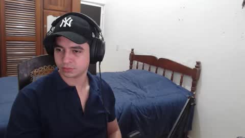 Snapshot of pablomingo chatting on January 17, 11:15 am pablomingo online show from January 17, 11:15 am